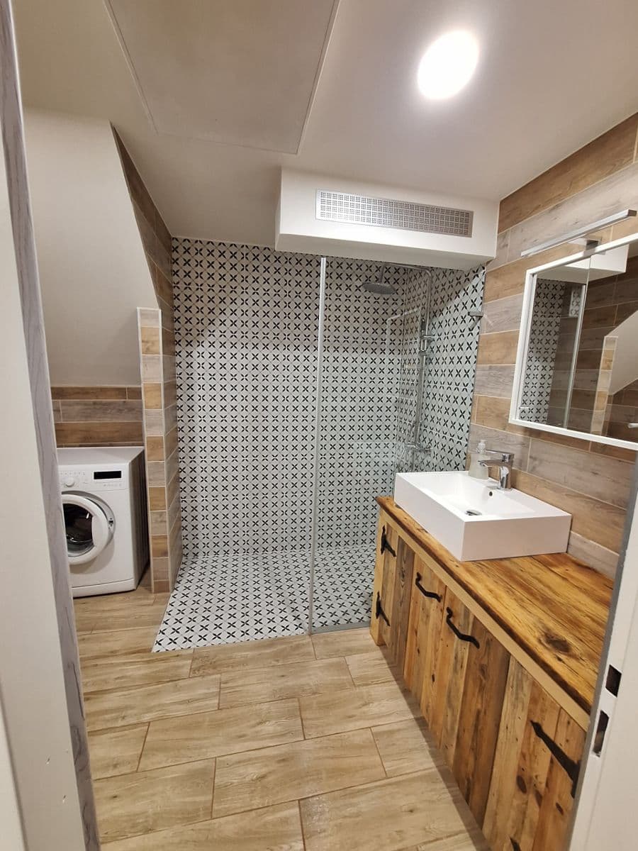 Pronájem domu 93 m², pozemek 50 m², V. Burgra, Kladno, Středočeský kraj Pronájem domu 93 m², pozemek 50 m², V. Burgra, Kladno, Středočeský kraj