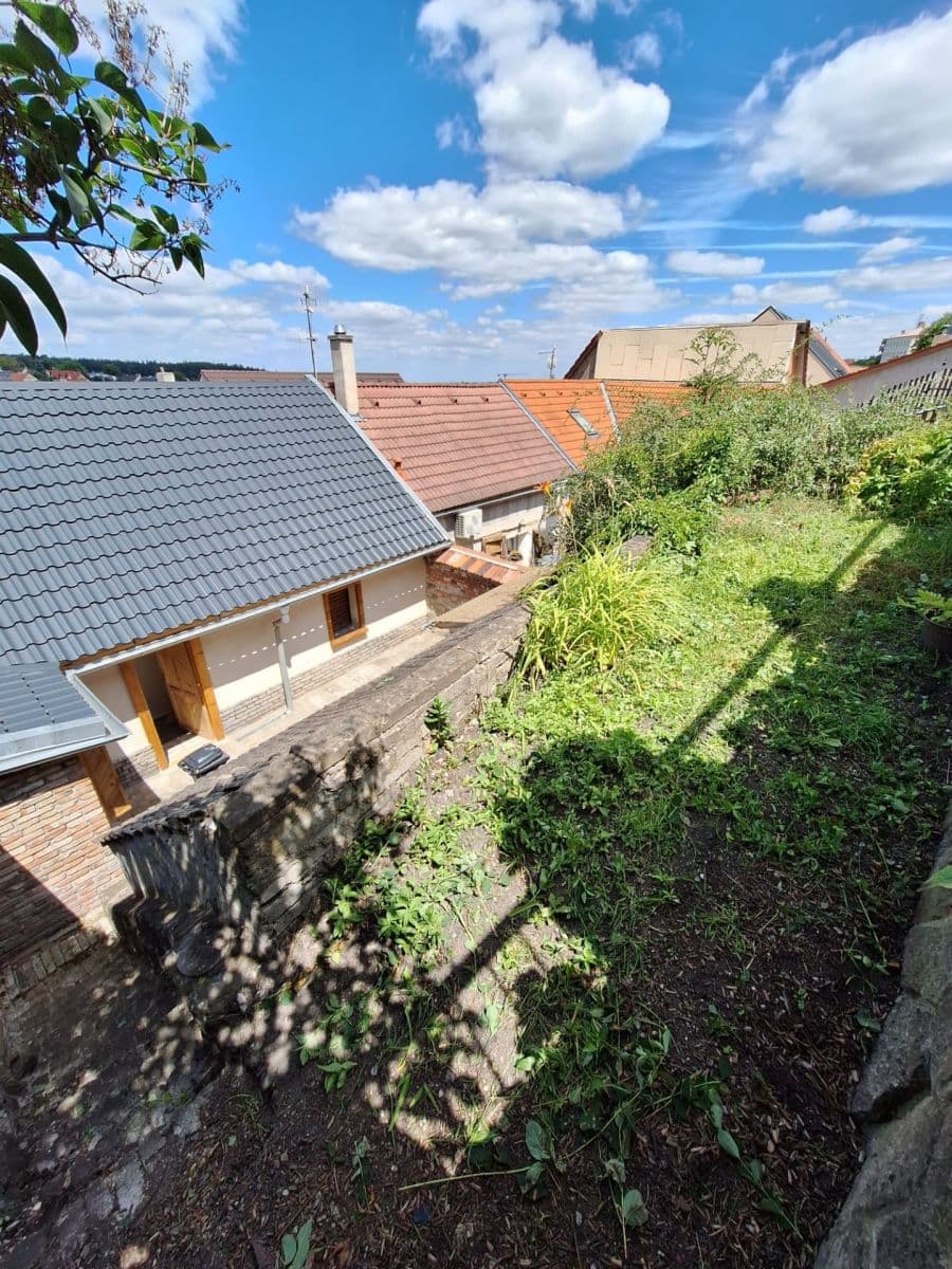 Pronájem domu 93 m², pozemek 50 m², V. Burgra, Kladno, Středočeský kraj Pronájem domu 93 m², pozemek 50 m², V. Burgra, Kladno, Středočeský kraj