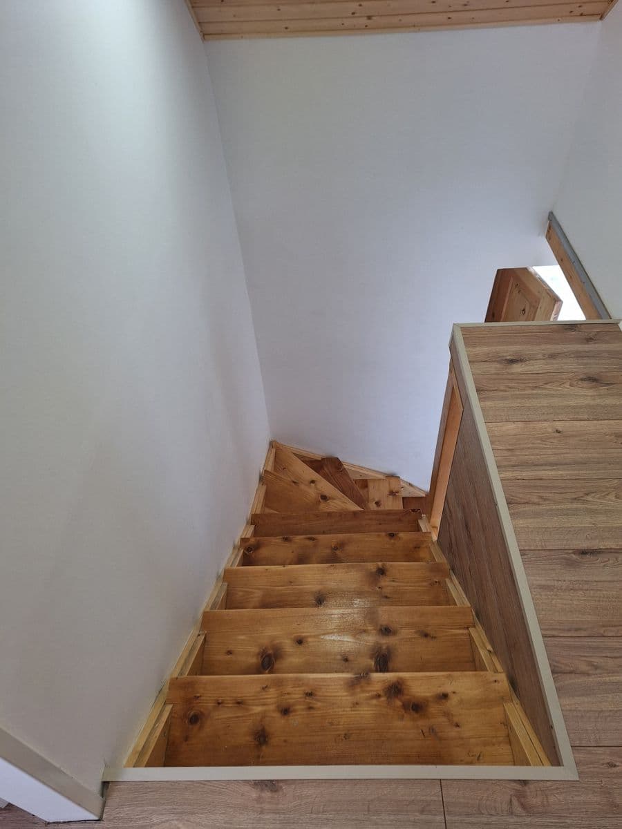 Pronájem domu 93 m², pozemek 50 m², V. Burgra, Kladno, Středočeský kraj Pronájem domu 93 m², pozemek 50 m², V. Burgra, Kladno, Středočeský kraj