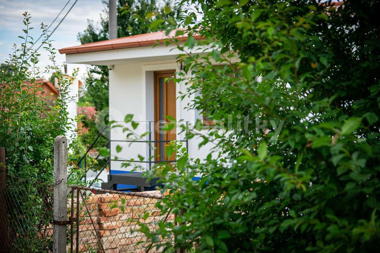Pronájem chaty, chalupy, Mutěnice, Jihomoravský kraj Pronájem chaty, chalupy, Mutěnice, Jihomoravský kraj