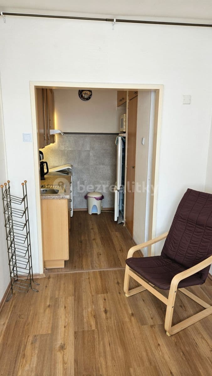 Pronájem bytu 1+kk 31 m², Na Vrších, Praha, Praha Pronájem bytu 1+kk 31 m², Na Vrších, Praha, Praha