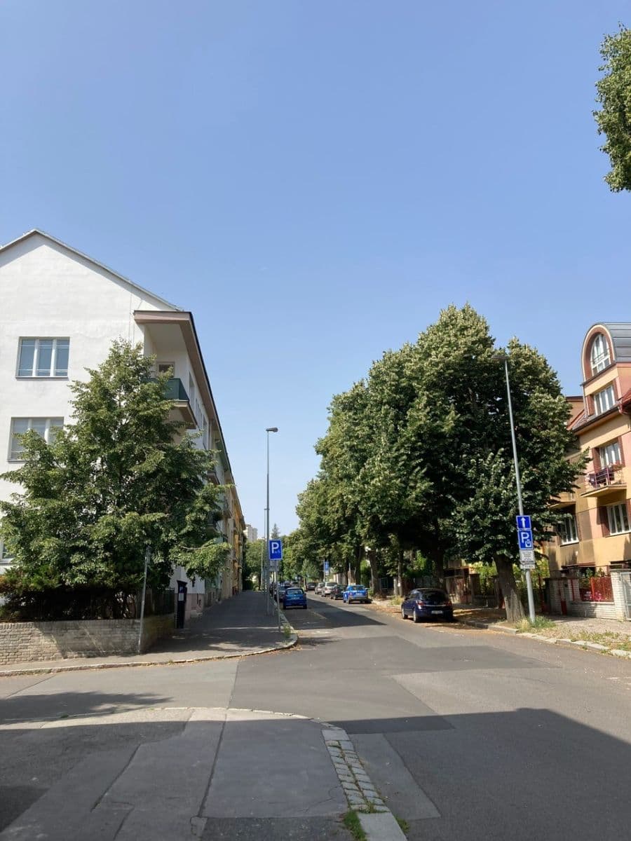 Pronájem bytu 2+kk 56 m², U Kněžské louky, Praha, Praha Pronájem bytu 2+kk 56 m², U Kněžské louky, Praha, Praha