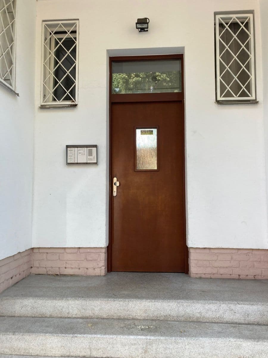 Pronájem bytu 2+kk 56 m², U Kněžské louky, Praha, Praha Pronájem bytu 2+kk 56 m², U Kněžské louky, Praha, Praha