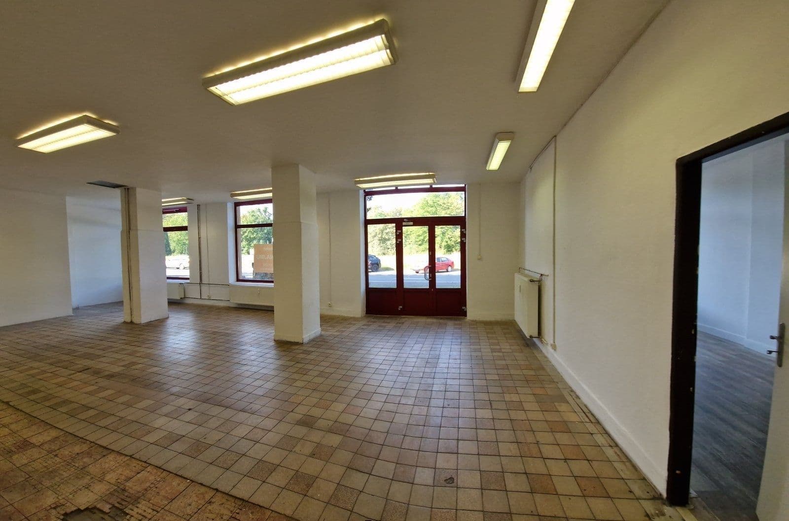 Pronájem nebytového prostoru 181 m², Na Nábřeží, Havířov, Moravskoslezský kraj Pronájem nebytového prostoru 181 m², Na Nábřeží, Havířov, Moravskoslezský kraj