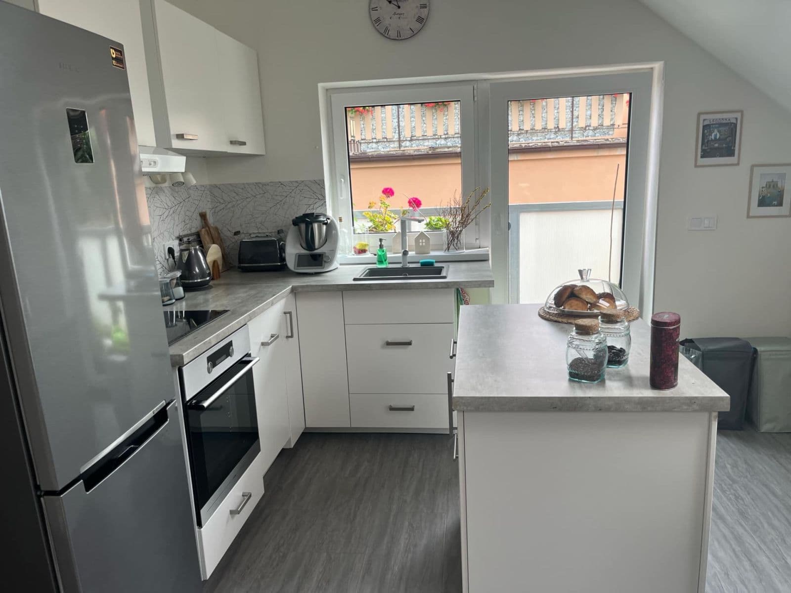 Prodej domu 300 m², pozemek 1.600 m², Ke Starému hřišti, Praha, Praha Prodej domu 300 m², pozemek 1.600 m², Ke Starému hřišti, Praha, Praha