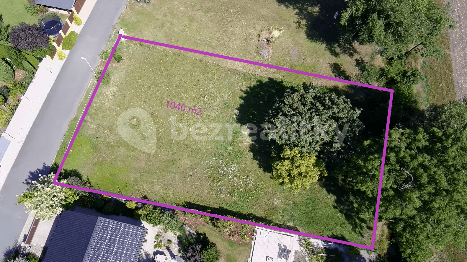 Prodej pozemku 1.034 m², Pod Kapličkou, Předboj, Středočeský kraj Prodej pozemku 1.034 m², Pod Kapličkou, Předboj, Středočeský kraj