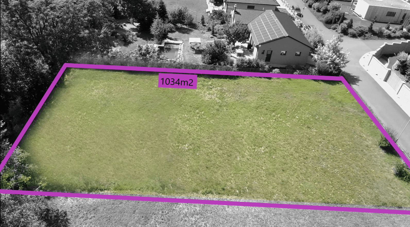 Prodej pozemku 1.034 m², Pod Kapličkou, Předboj, Středočeský kraj Prodej pozemku 1.034 m², Pod Kapličkou, Předboj, Středočeský kraj