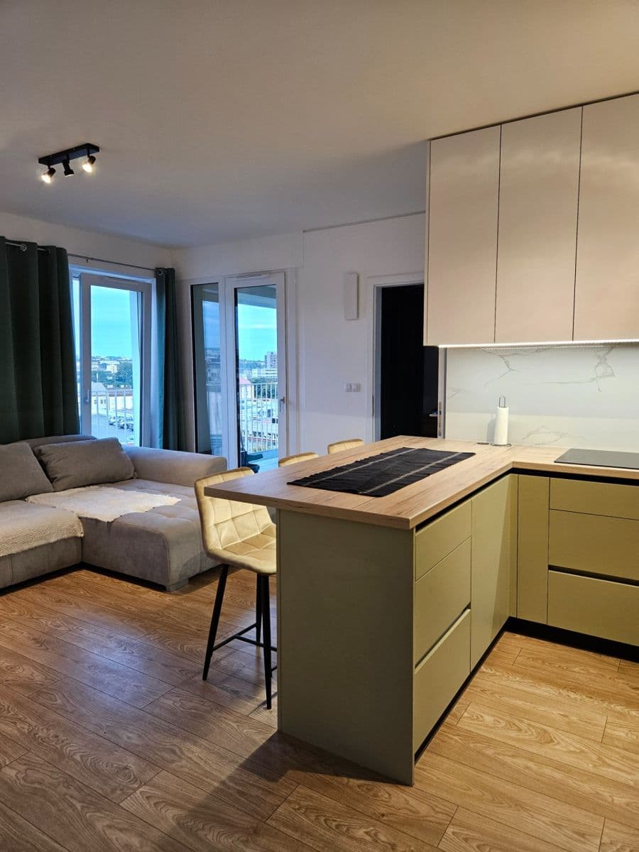 Pronájem bytu 3+kk 77 m², Trnitá, Brno, Jihomoravský kraj Pronájem bytu 3+kk 77 m², Trnitá, Brno, Jihomoravský kraj