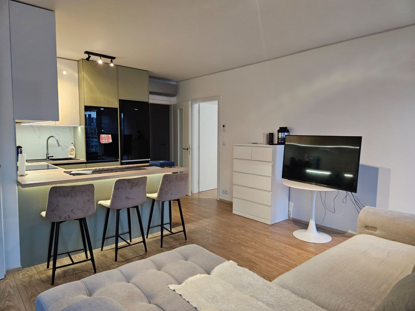 Pronájem bytu 3+kk 77 m², Trnitá, Brno, Jihomoravský kraj Pronájem bytu 3+kk 77 m², Trnitá, Brno, Jihomoravský kraj
