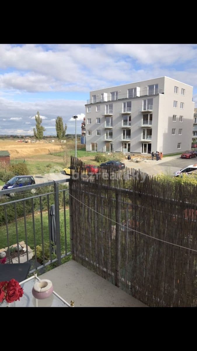 Pronájem bytu 1+kk 32 m², Žitná, Hostivice, Středočeský kraj Pronájem bytu 1+kk 32 m², Žitná, Hostivice, Středočeský kraj