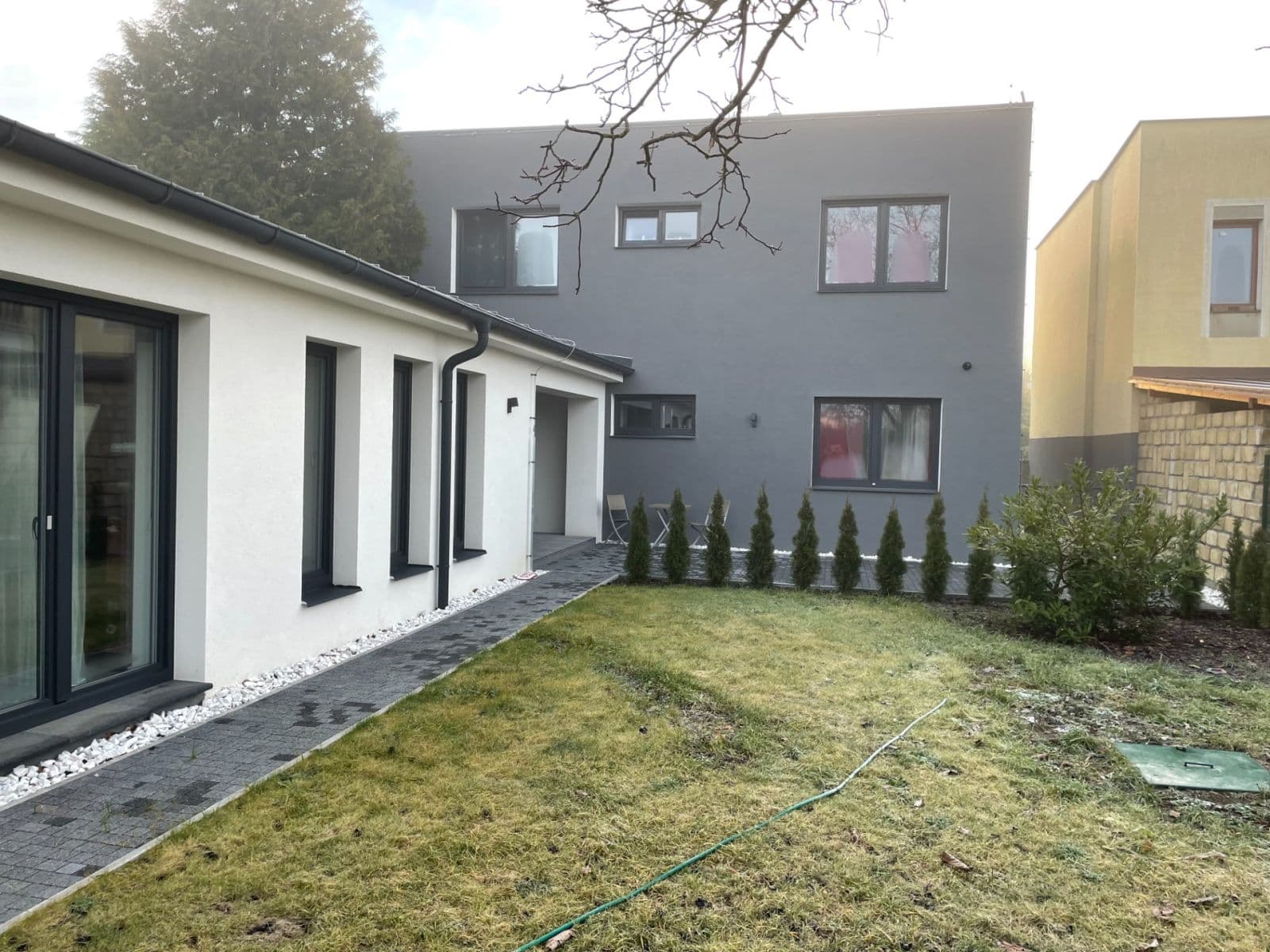 Pronájem bytu 1+kk 33 m², Pod Stráží, Plzeň, Plzeňský kraj Pronájem bytu 1+kk 33 m², Pod Stráží, Plzeň, Plzeňský kraj