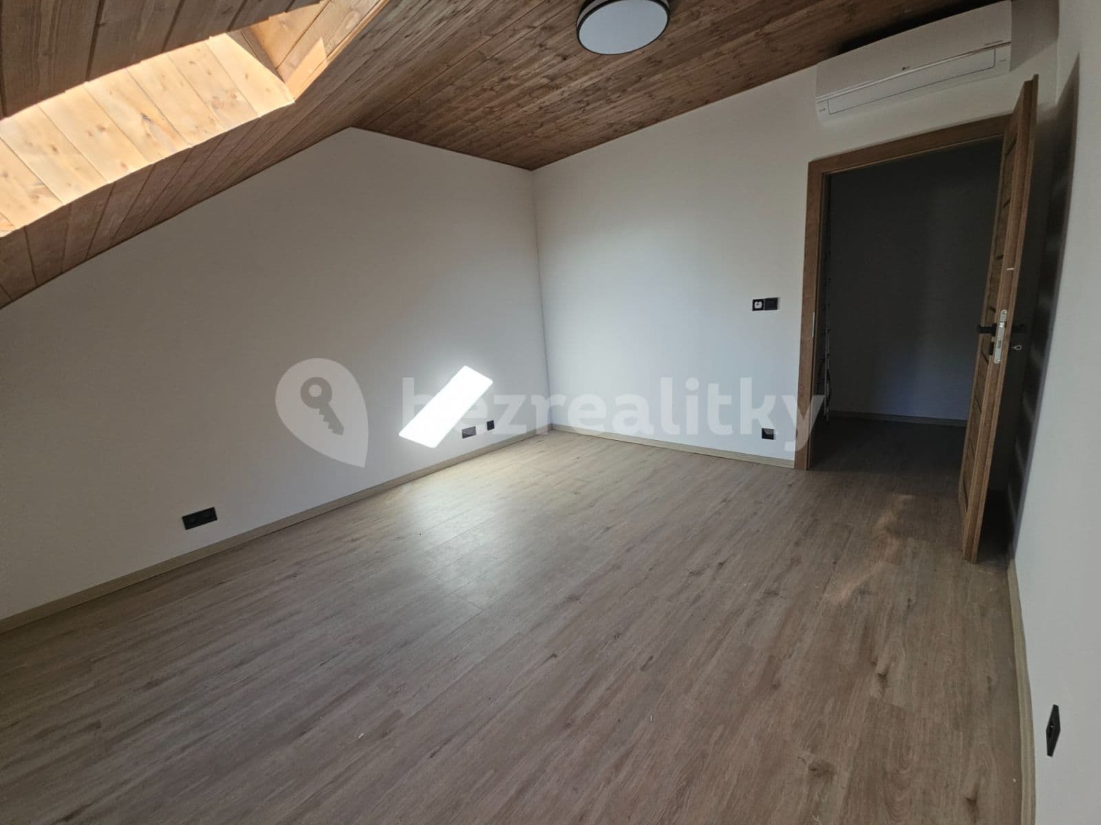 Pronájem bytu 3+kk 75 m², Kolmá, Olomouc, Olomoucký kraj Pronájem bytu 3+kk 75 m², Kolmá, Olomouc, Olomoucký kraj
