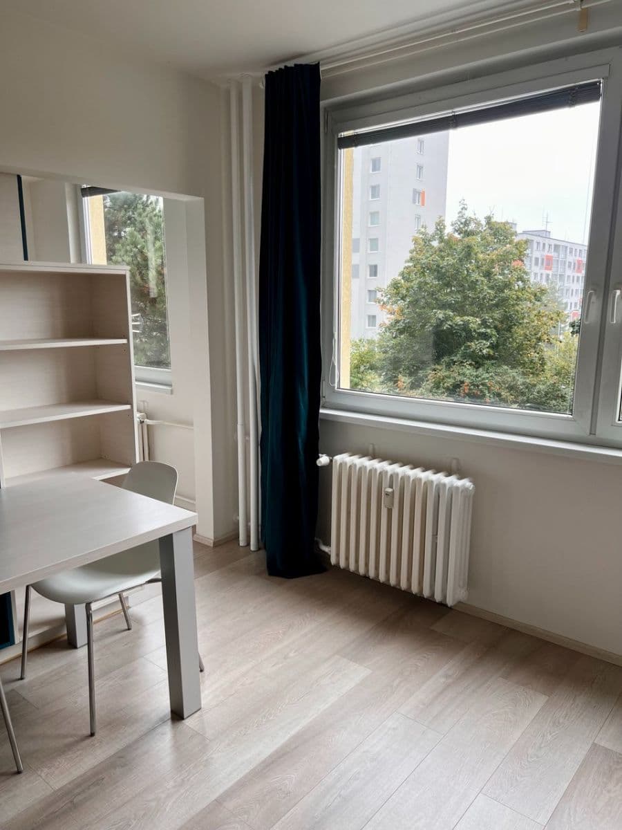 Pronájem bytu 1+kk 32 m², Pejevové, Praha, Praha Pronájem bytu 1+kk 32 m², Pejevové, Praha, Praha