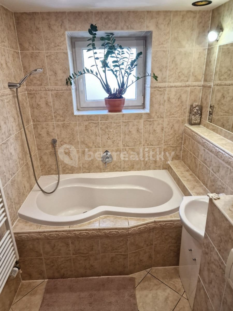 Pronájem bytu 3+1 70 m², Samoljovova, Ostrava, Moravskoslezský kraj Pronájem bytu 3+1 70 m², Samoljovova, Ostrava, Moravskoslezský kraj