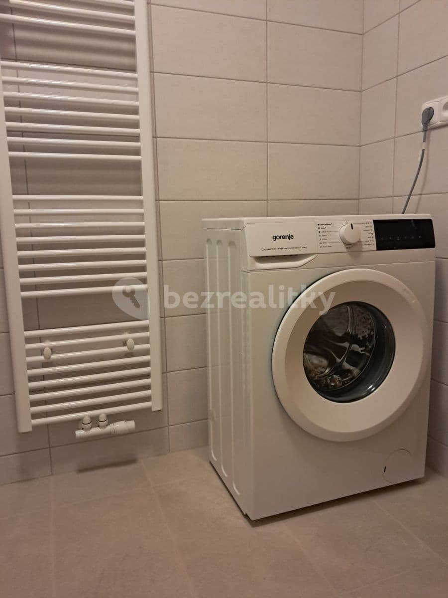 Pronájem bytu 1+kk 32 m², Lubenská, Rakovník, Středočeský kraj Pronájem bytu 1+kk 32 m², Lubenská, Rakovník, Středočeský kraj