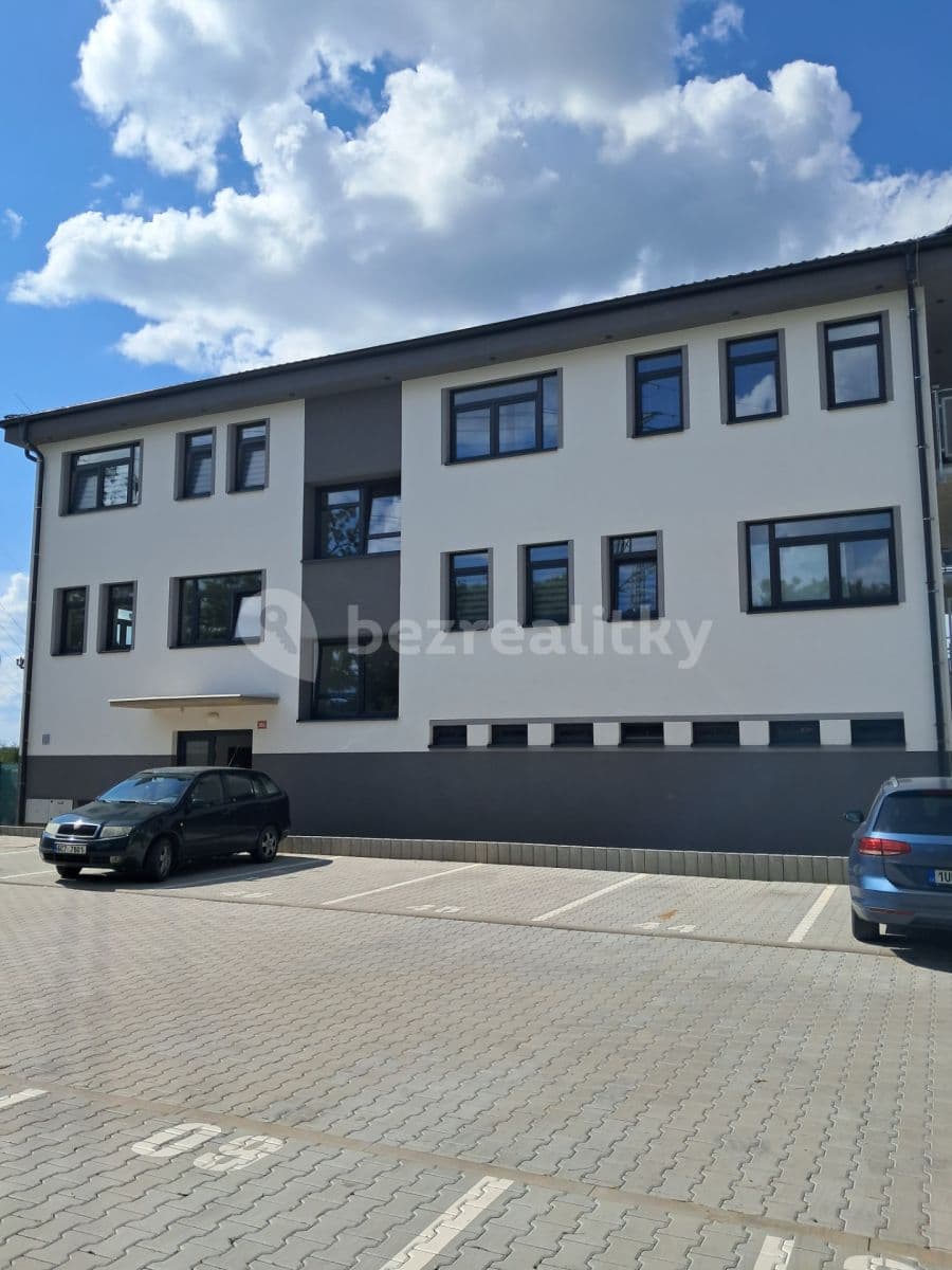 Pronájem bytu 1+kk 32 m², Lubenská, Rakovník, Středočeský kraj Pronájem bytu 1+kk 32 m², Lubenská, Rakovník, Středočeský kraj