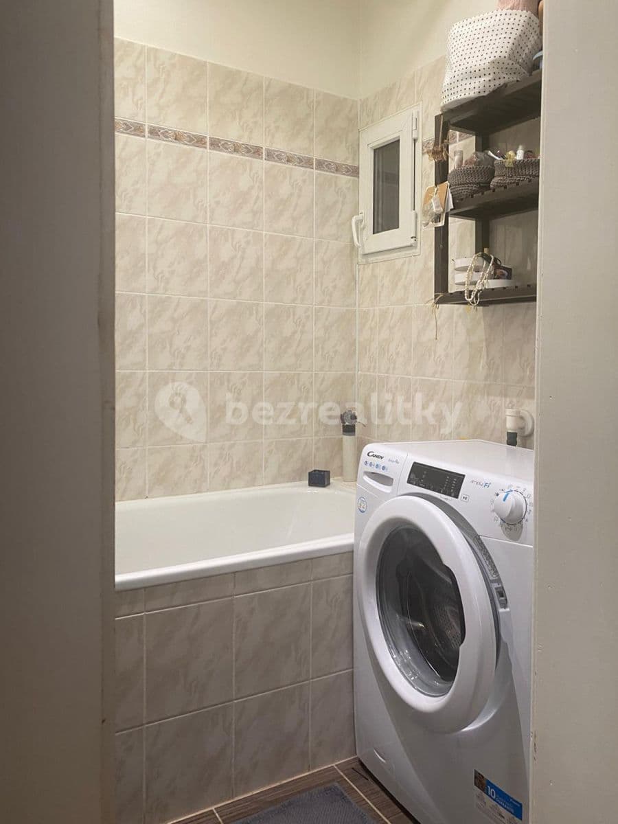 Pronájem bytu 2+kk 54 m², Jeremenkova, Praha, Praha Pronájem bytu 2+kk 54 m², Jeremenkova, Praha, Praha