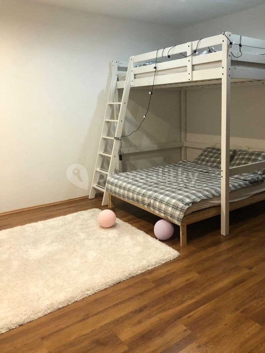 Pronájem bytu 2+kk 54 m², Jeremenkova, Praha, Praha Pronájem bytu 2+kk 54 m², Jeremenkova, Praha, Praha