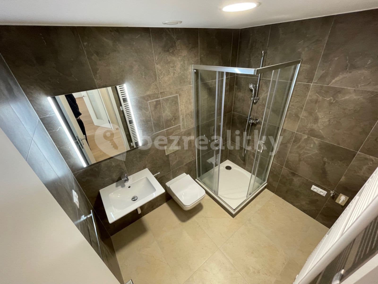 Pronájem bytu 2+kk 55 m², U Plynárny, Praha, Praha Pronájem bytu 2+kk 55 m², U Plynárny, Praha, Praha