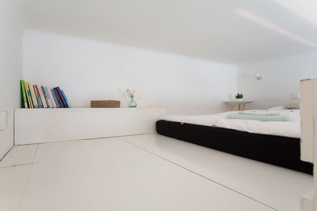 Pronájem bytu 21 m², Bulharská, Praha, Praha Pronájem bytu 21 m², Bulharská, Praha, Praha