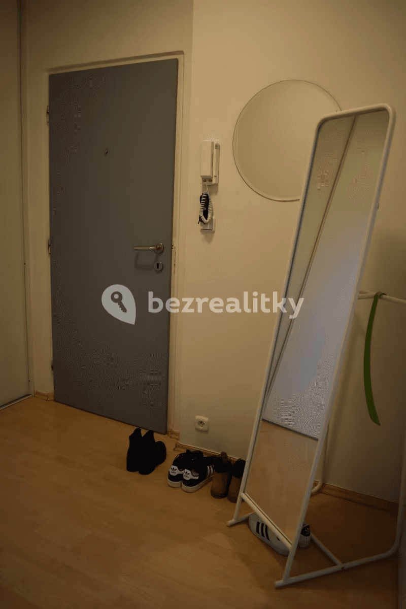 Pronájem bytu 2+kk 40 m², V Zápolí, Praha, Praha Pronájem bytu 2+kk 40 m², V Zápolí, Praha, Praha