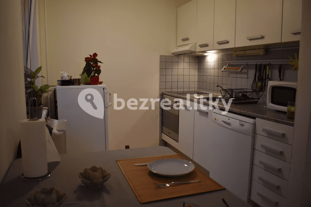 Pronájem bytu 2+kk 40 m², V Zápolí, Praha, Praha Pronájem bytu 2+kk 40 m², V Zápolí, Praha, Praha
