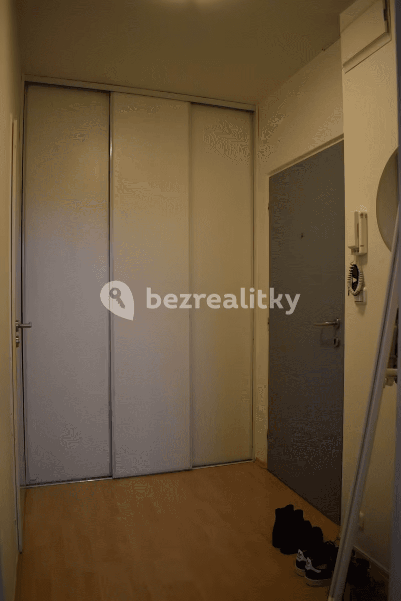 Pronájem bytu 2+kk 40 m², V Zápolí, Praha, Praha Pronájem bytu 2+kk 40 m², V Zápolí, Praha, Praha