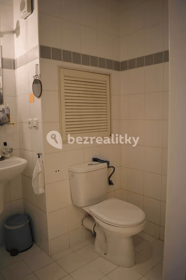 Pronájem bytu 2+kk 40 m², V Zápolí, Praha, Praha Pronájem bytu 2+kk 40 m², V Zápolí, Praha, Praha