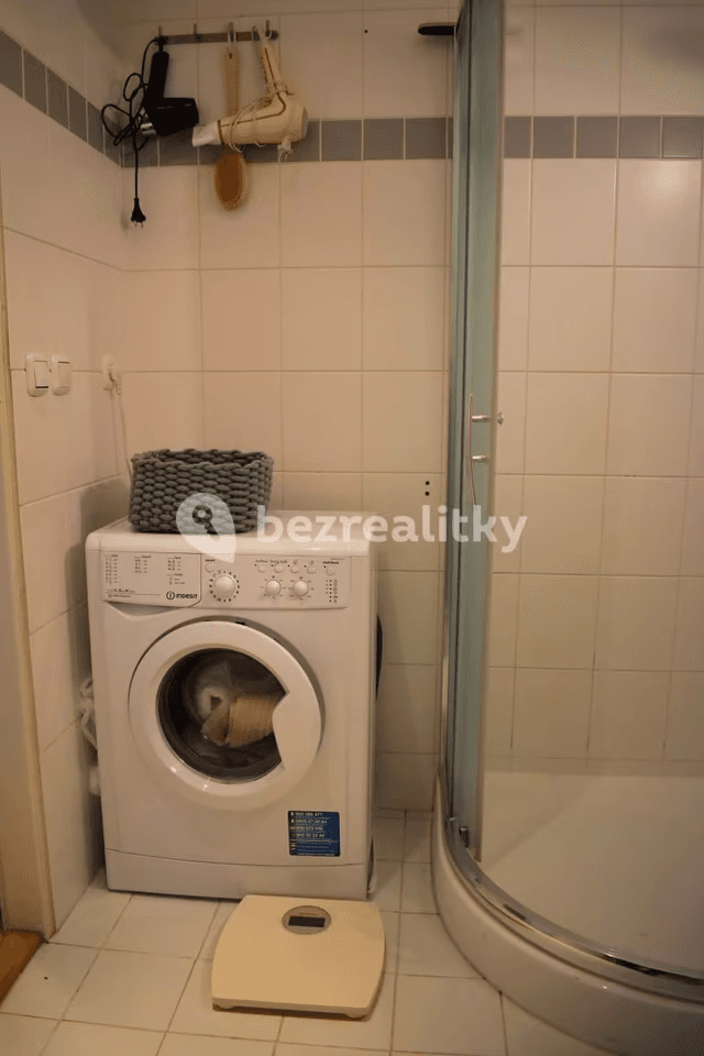 Pronájem bytu 2+kk 40 m², V Zápolí, Praha, Praha Pronájem bytu 2+kk 40 m², V Zápolí, Praha, Praha