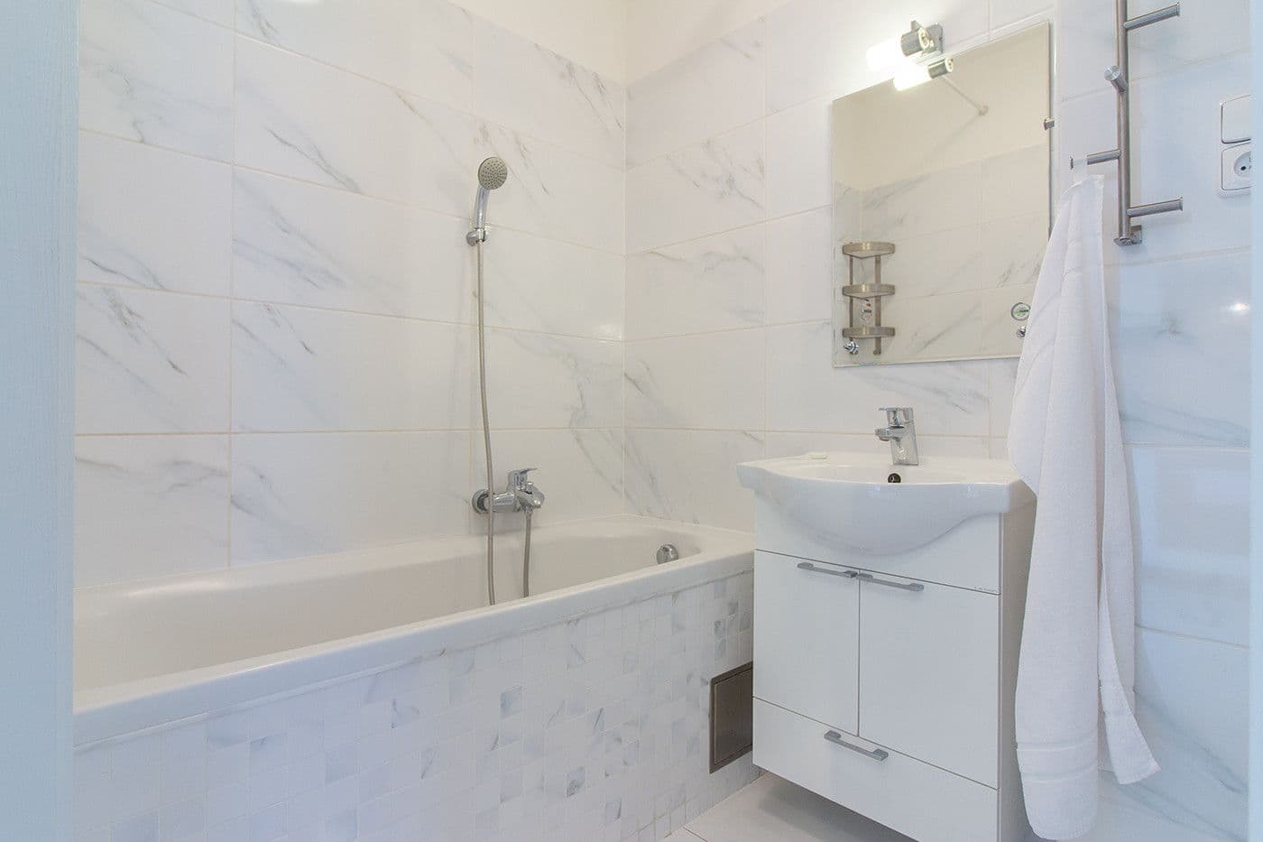 Pronájem bytu 90 m², Blanická, Praha, Praha Pronájem bytu 90 m², Blanická, Praha, Praha