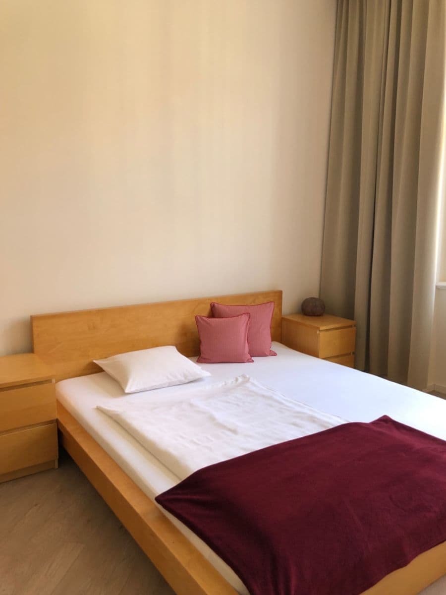 Pronájem bytu 2+kk 43 m², Na Bělidle, Praha, Praha Pronájem bytu 2+kk 43 m², Na Bělidle, Praha, Praha