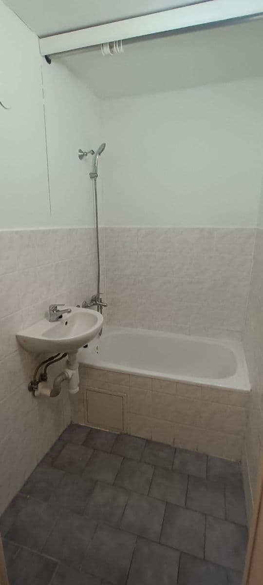 Pronájem bytu 1+kk 40 m², Londýnská, Praha, Praha Pronájem bytu 1+kk 40 m², Londýnská, Praha, Praha
