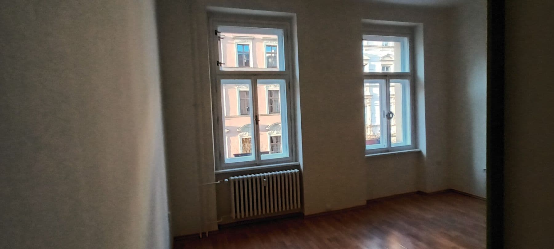Pronájem bytu 1+kk 40 m², Londýnská, Praha, Praha Pronájem bytu 1+kk 40 m², Londýnská, Praha, Praha