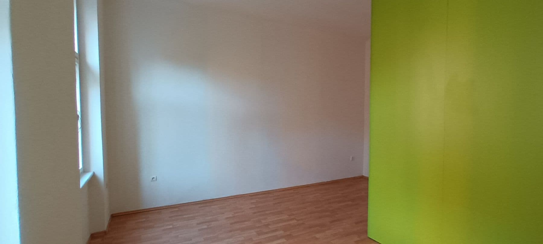 Pronájem bytu 1+kk 40 m², Londýnská, Praha, Praha Pronájem bytu 1+kk 40 m², Londýnská, Praha, Praha