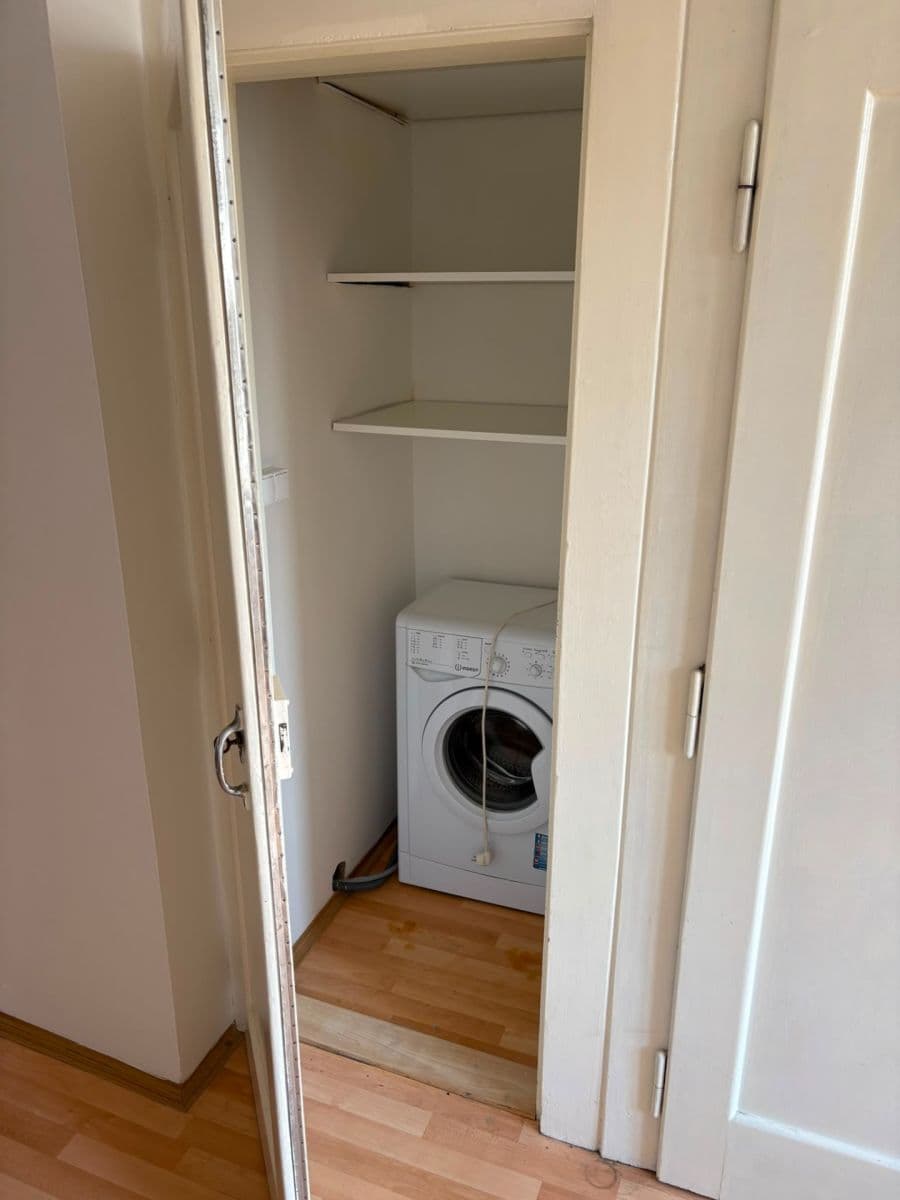 Pronájem bytu 2+kk 46 m², U Kněžské louky, Praha, Praha Pronájem bytu 2+kk 46 m², U Kněžské louky, Praha, Praha