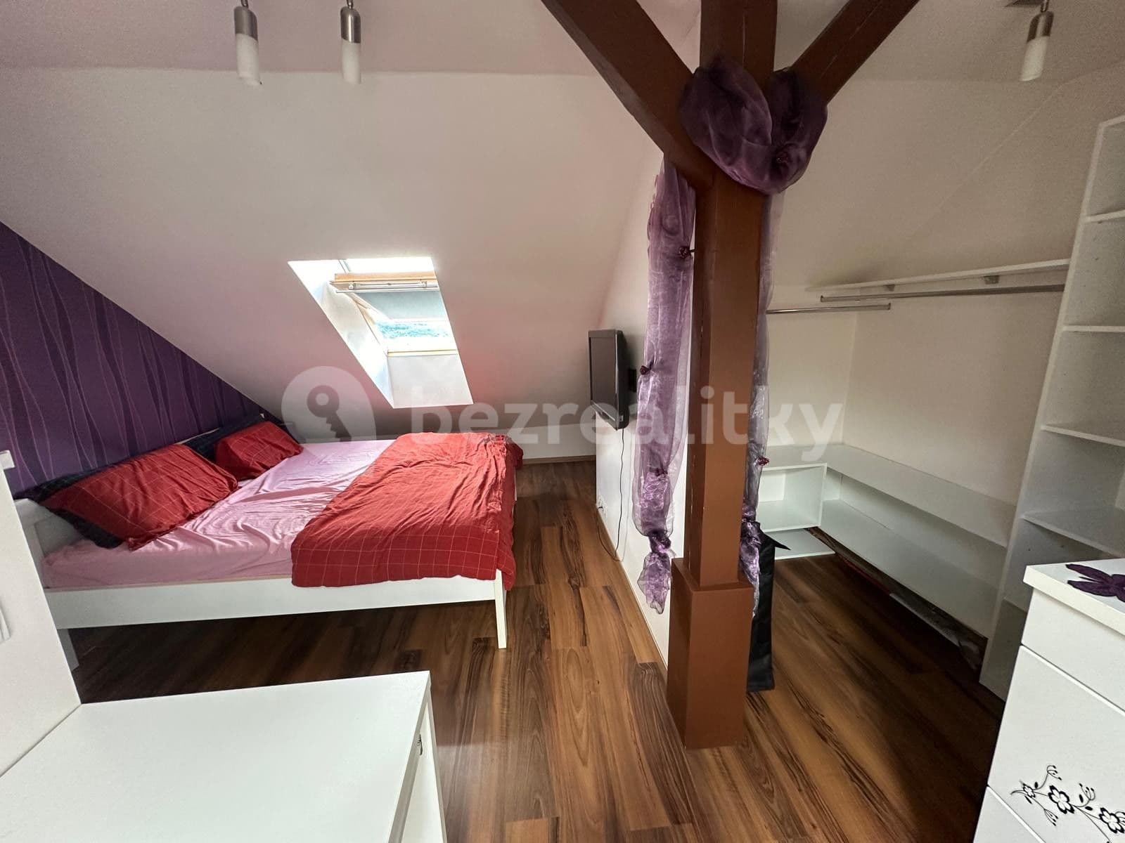 Pronájem bytu 2+kk 47 m², Hradešínská, Praha, Praha Pronájem bytu 2+kk 47 m², Hradešínská, Praha, Praha