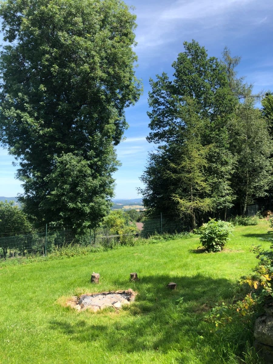 Prodej pozemku 2.124 m², Bušanovice, Jihočeský kraj Prodej pozemku 2.124 m², Bušanovice, Jihočeský kraj