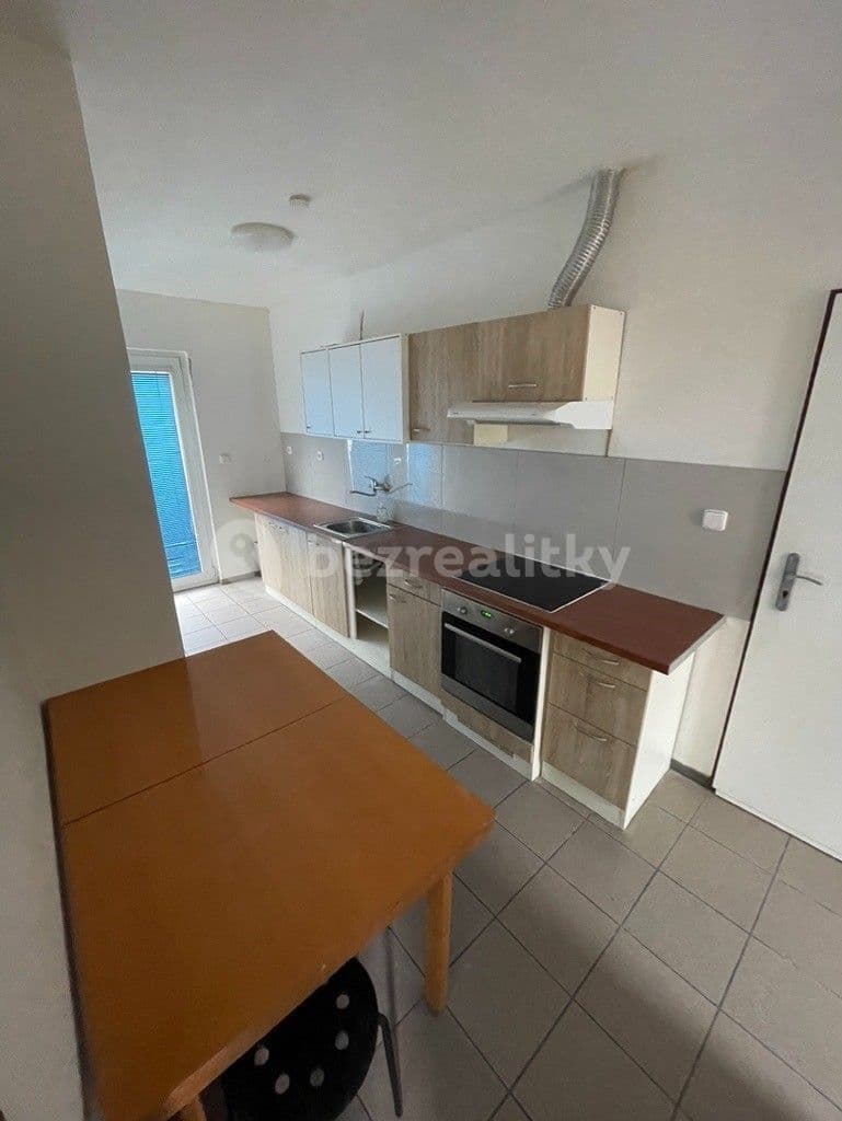 Pronájem bytu Garsoniéra 25 m², Hálkova, Přelouč, Pardubický kraj Pronájem bytu Garsoniéra 25 m², Hálkova, Přelouč, Pardubický kraj