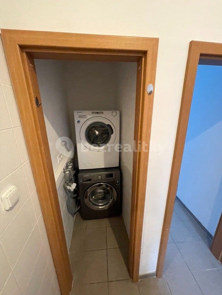 Pronájem bytu Garsoniéra 25 m², Hálkova, Přelouč, Pardubický kraj Pronájem bytu Garsoniéra 25 m², Hálkova, Přelouč, Pardubický kraj