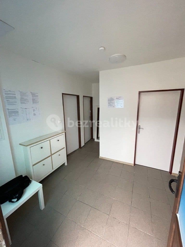 Pronájem bytu Garsoniéra 25 m², Hálkova, Přelouč, Pardubický kraj Pronájem bytu Garsoniéra 25 m², Hálkova, Přelouč, Pardubický kraj