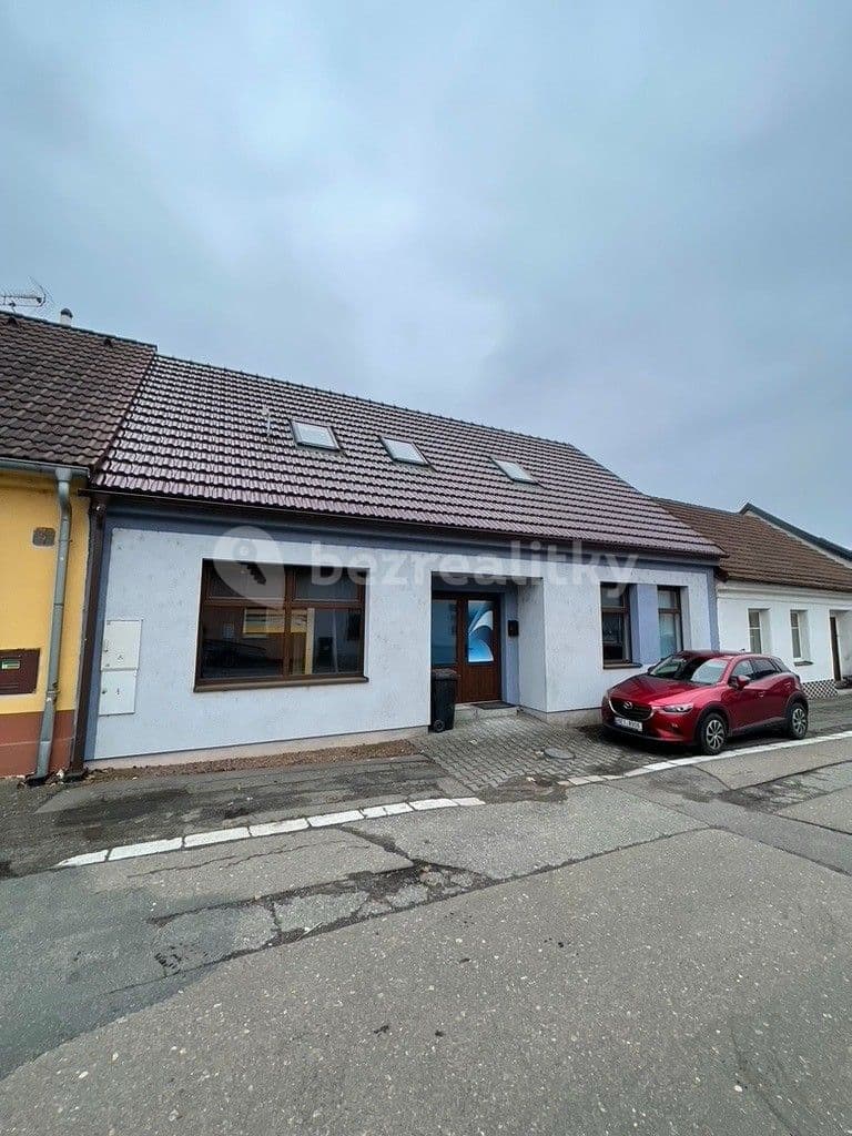 Pronájem bytu Garsoniéra 25 m², Hálkova, Přelouč, Pardubický kraj Pronájem bytu Garsoniéra 25 m², Hálkova, Přelouč, Pardubický kraj