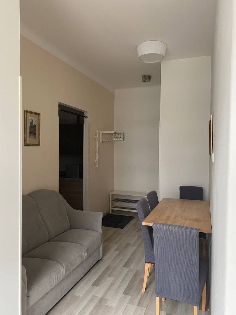 Pronájem bytu 2+1 62 m², 5. května, Praha, Praha Pronájem bytu 2+1 62 m², 5. května, Praha, Praha