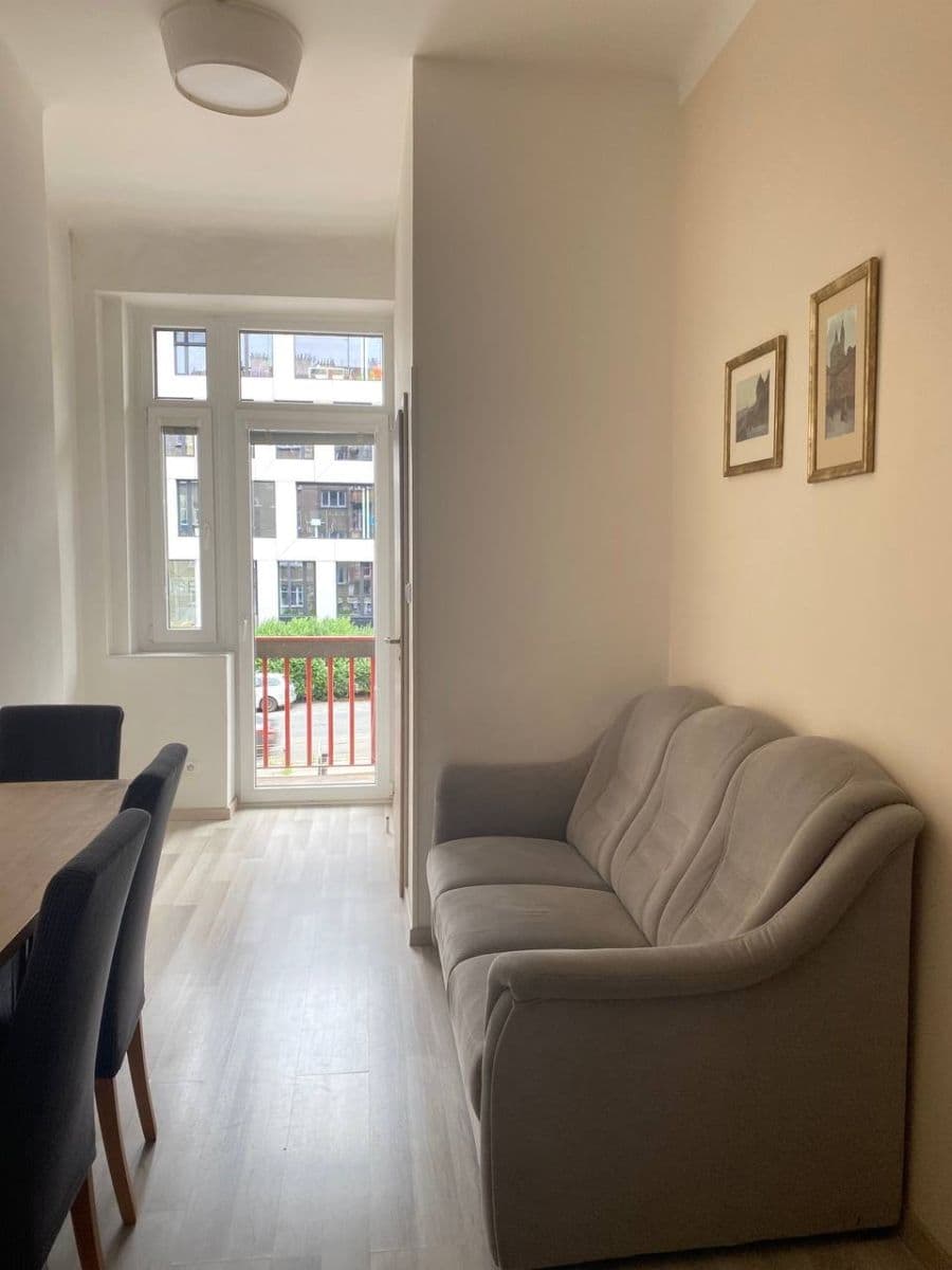 Pronájem bytu 2+1 62 m², 5. května, Praha, Praha Pronájem bytu 2+1 62 m², 5. května, Praha, Praha