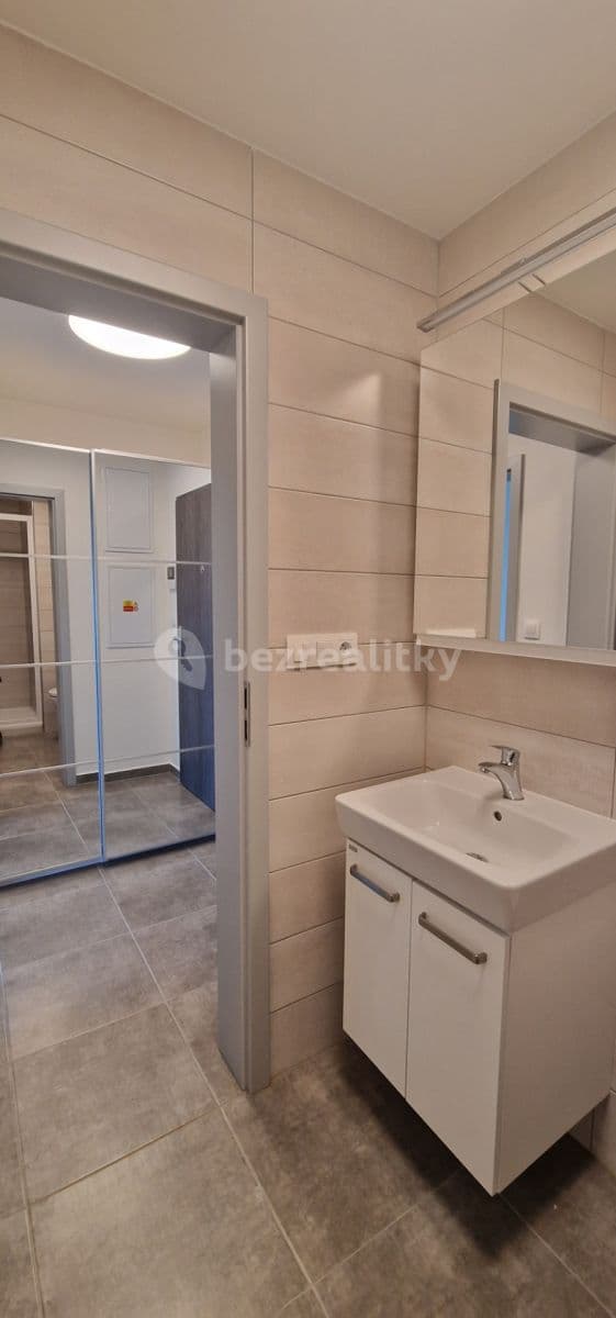 Pronájem bytu 1+kk 34 m², Boettingerova, Plzeň, Plzeňský kraj Pronájem bytu 1+kk 34 m², Boettingerova, Plzeň, Plzeňský kraj