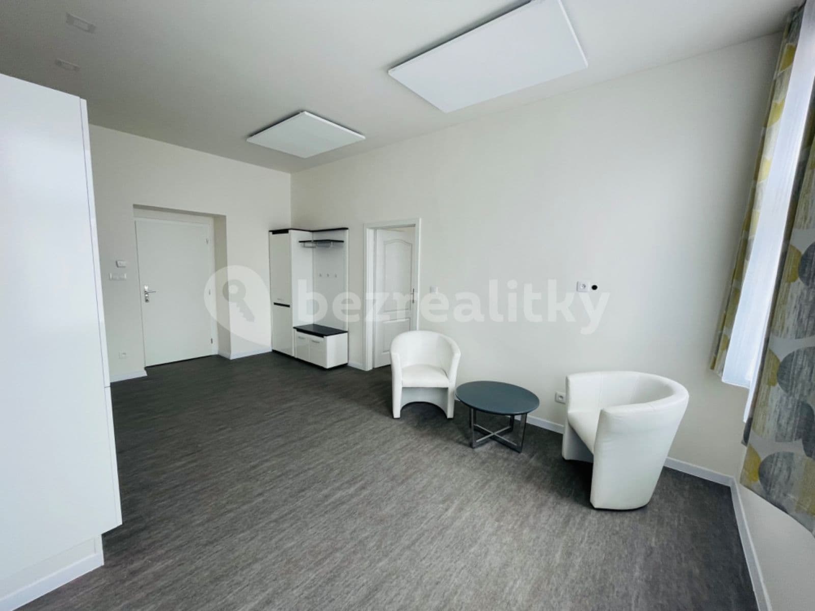 Pronájem bytu 2+kk 45 m², Na Laurové, Praha, Praha Pronájem bytu 2+kk 45 m², Na Laurové, Praha, Praha