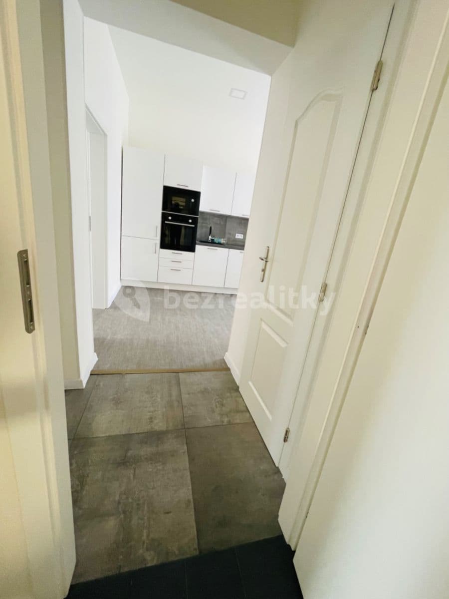 Pronájem bytu 2+kk 40 m², Na Laurové, Praha, Praha Pronájem bytu 2+kk 40 m², Na Laurové, Praha, Praha