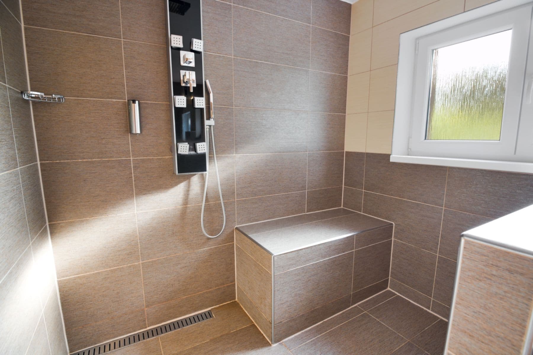 Prodej chaty, chalupy 276 m², pozemek 1.187 m², Krásná Lípa, Ústecký kraj Prodej chaty, chalupy 276 m², pozemek 1.187 m², Krásná Lípa, Ústecký kraj