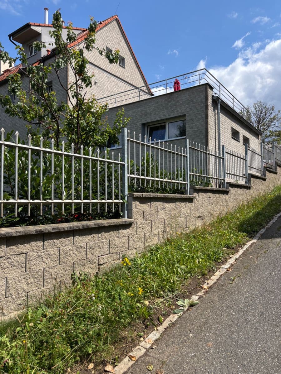 Pronájem bytu 1+1 25 m², Roztylské sady, Praha, Praha Pronájem bytu 1+1 25 m², Roztylské sady, Praha, Praha