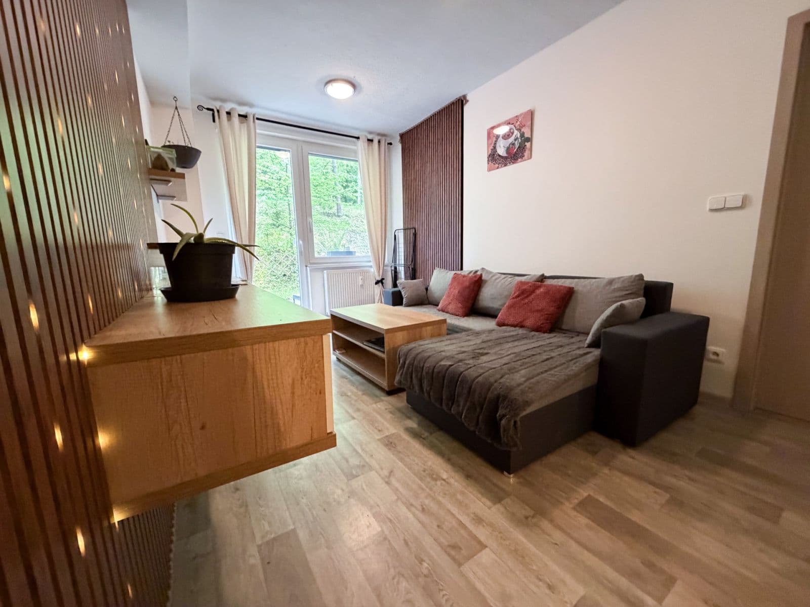 Pronájem bytu 2+kk 44 m², Všemina, Zlínský kraj Pronájem bytu 2+kk 44 m², Všemina, Zlínský kraj