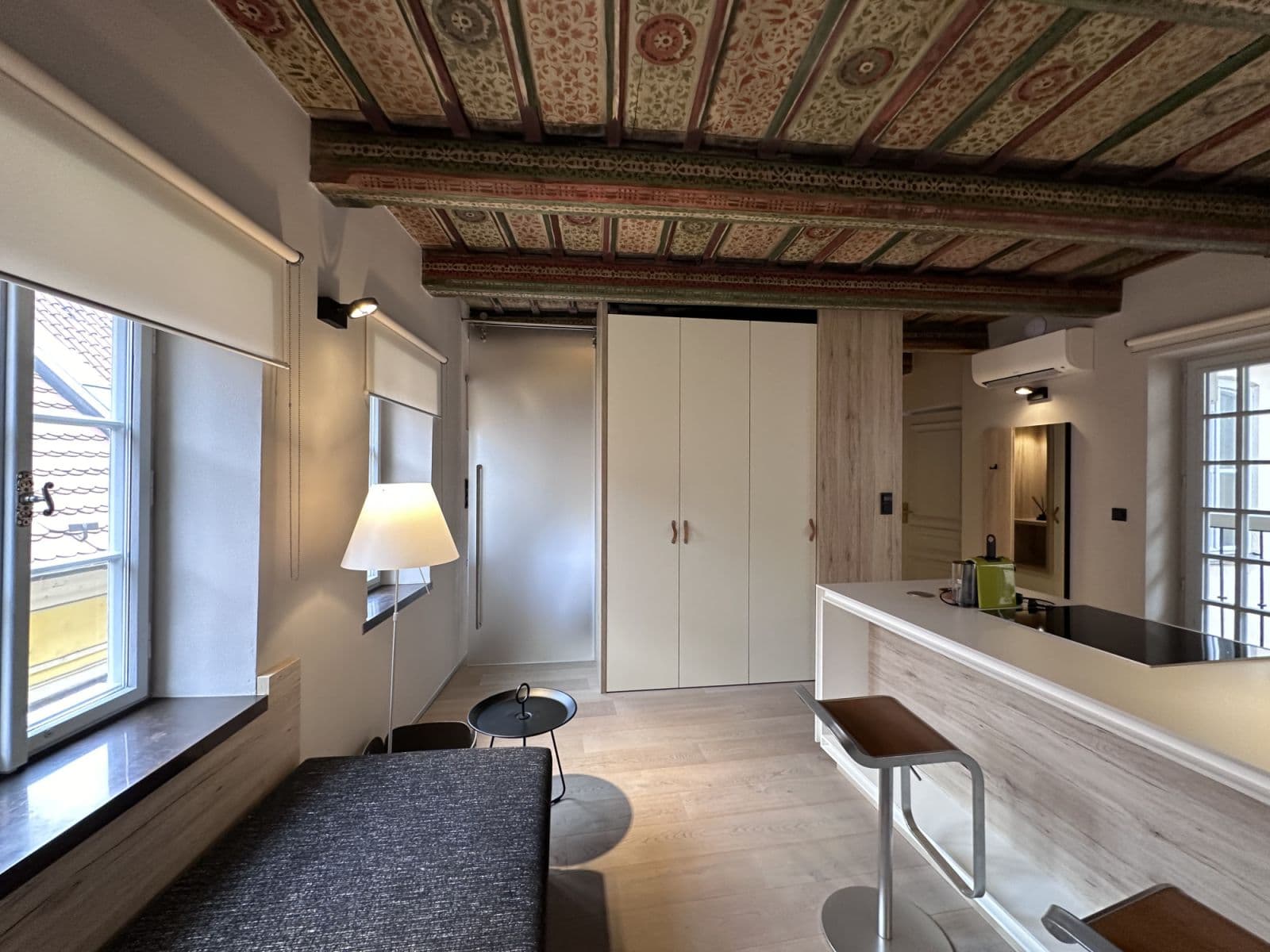 Pronájem bytu 45 m², Vlašská, Praha, Praha Pronájem bytu 45 m², Vlašská, Praha, Praha
